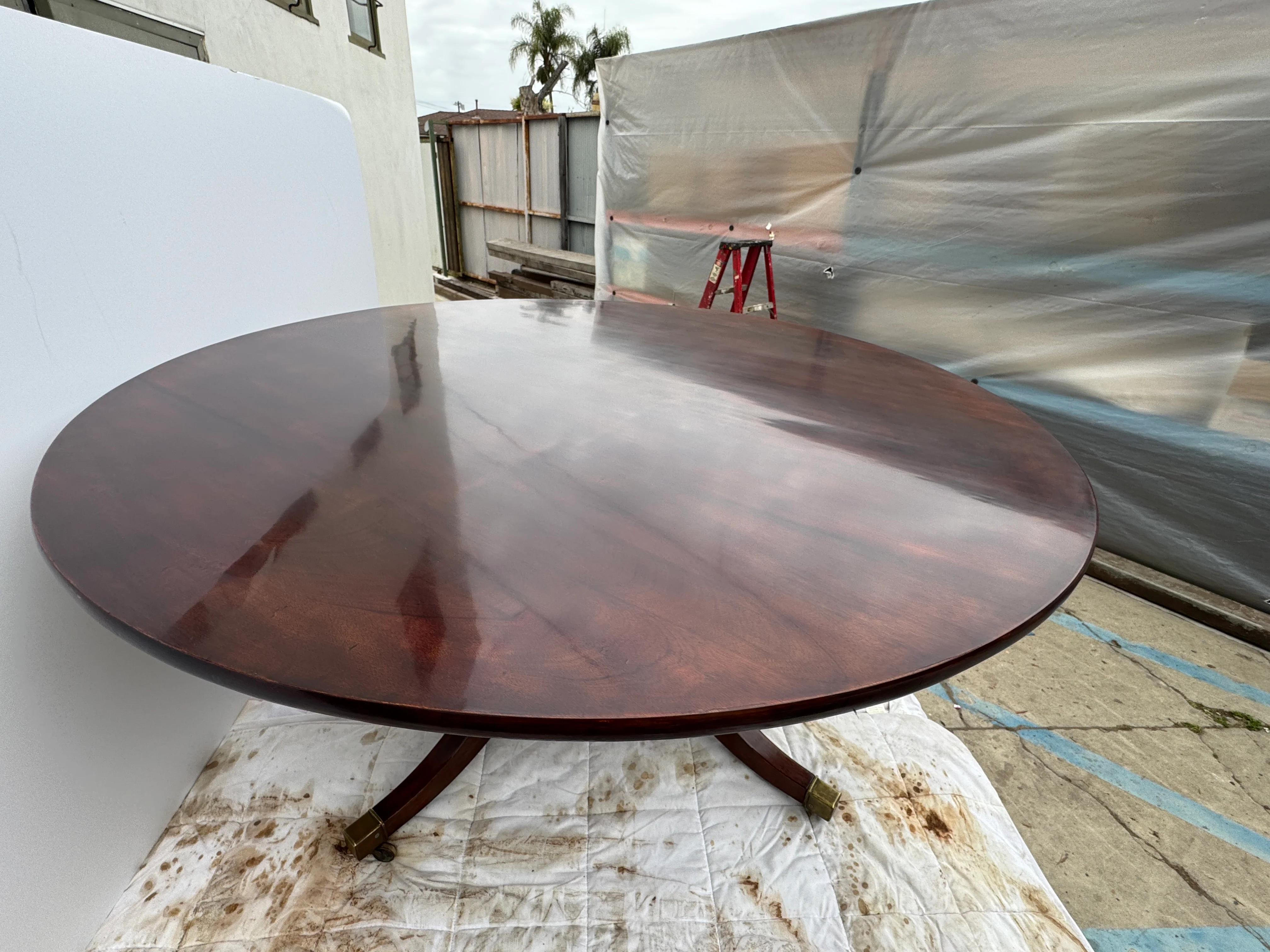 AF1-014: ANTIQUE EARLY 20th CENTURY ENGLISH REGENCY STYLE MAHOGANY 60" DIAMETER DINING TABLE - Image 20