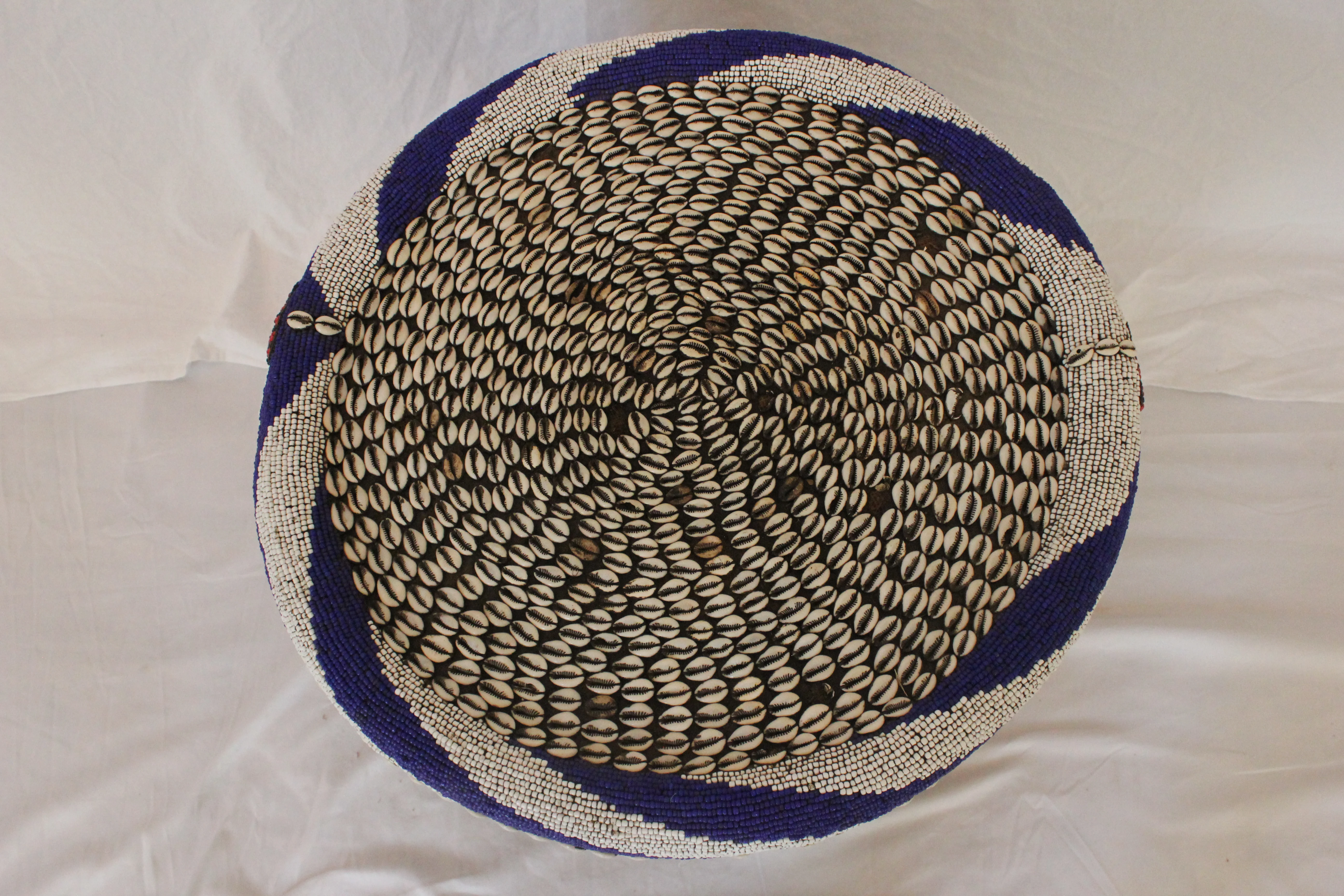 AF2-380 - Vintage Late 20th Century Nigerian Beaded Monkey Stool - Image 4