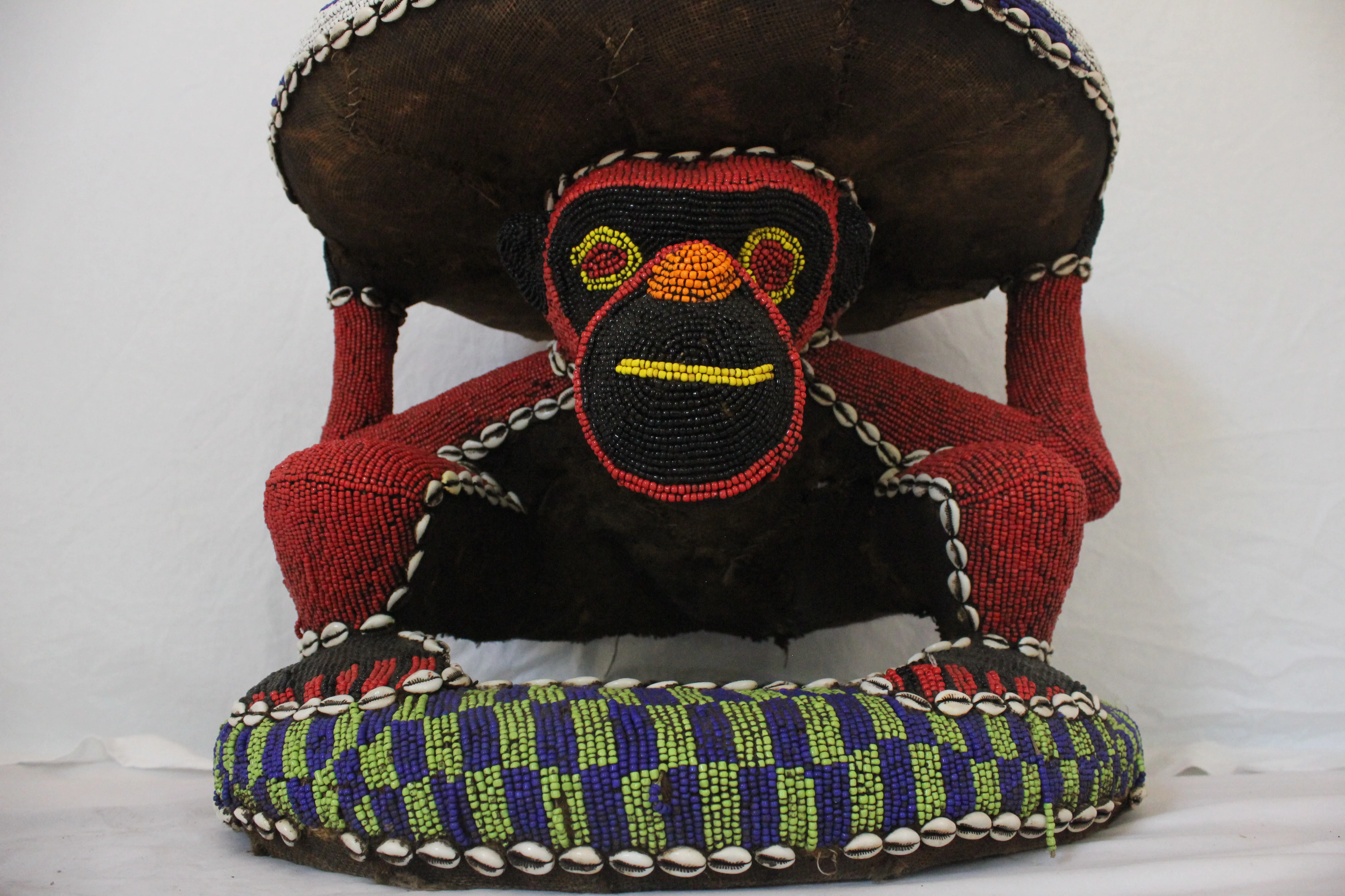AF2-380 - Vintage Late 20th Century Nigerian Beaded Monkey Stool - Image 5