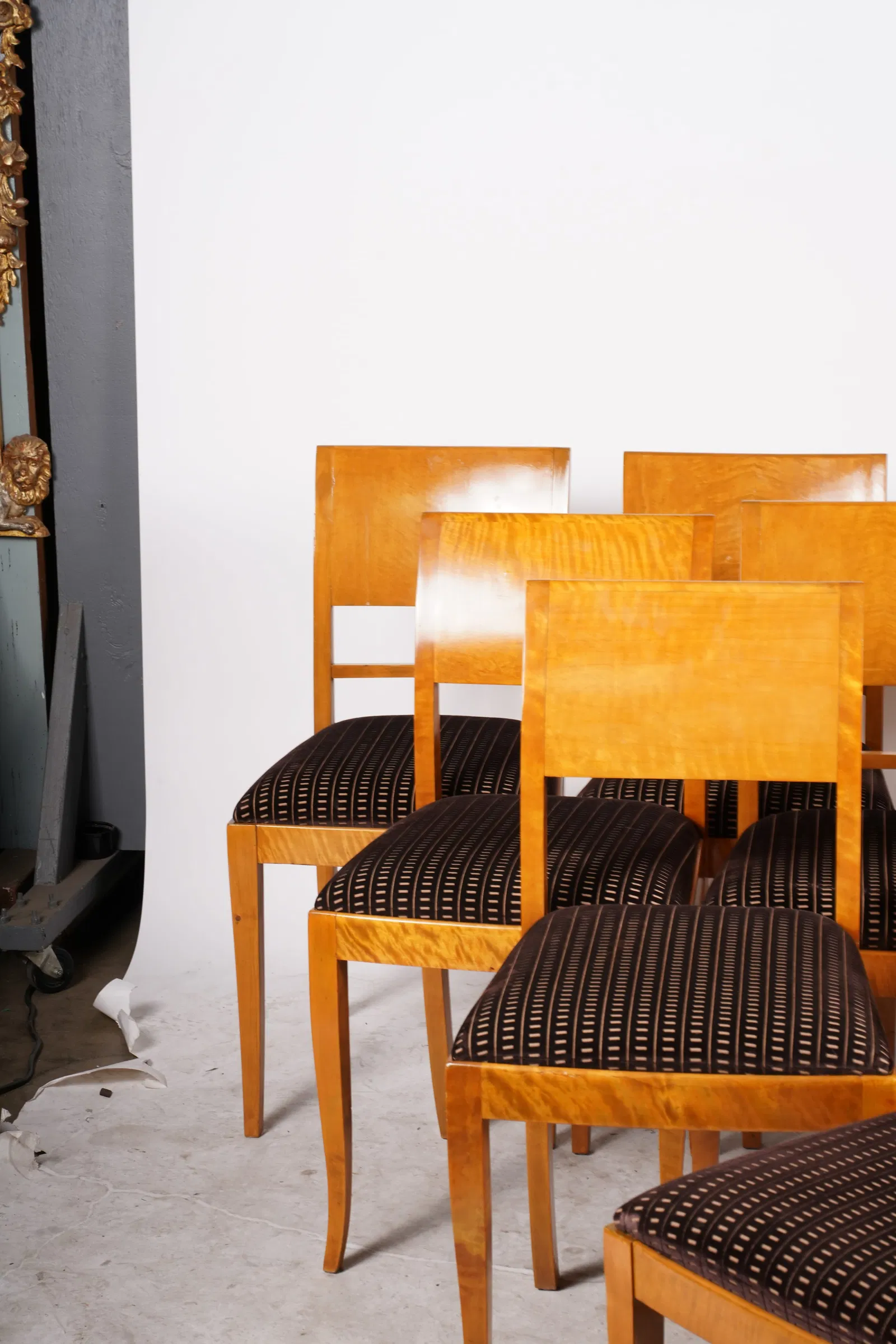 AF2-605: Assembled Set of Ten 1930's Birch French Art Deco Moderne Dining Chairs - Image 3
