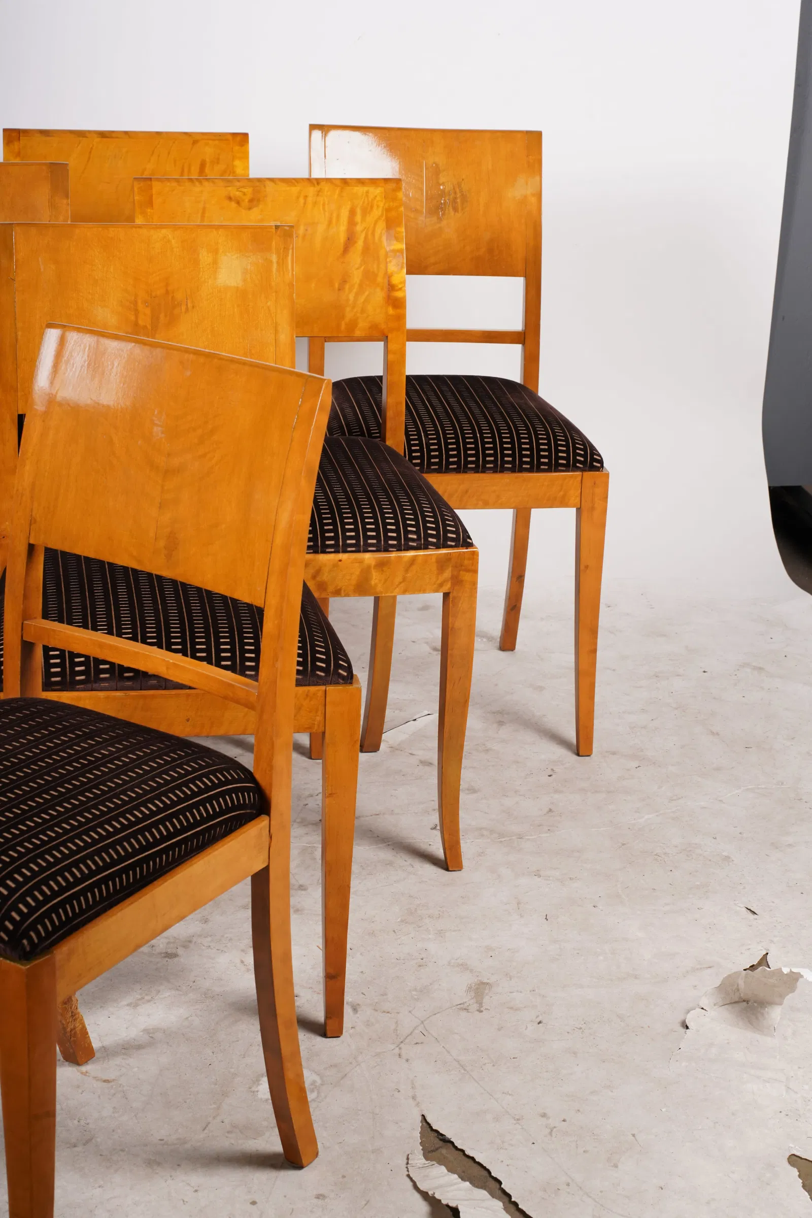 AF2-605: Assembled Set of Ten 1930's Birch French Art Deco Moderne Dining Chairs - Image 7