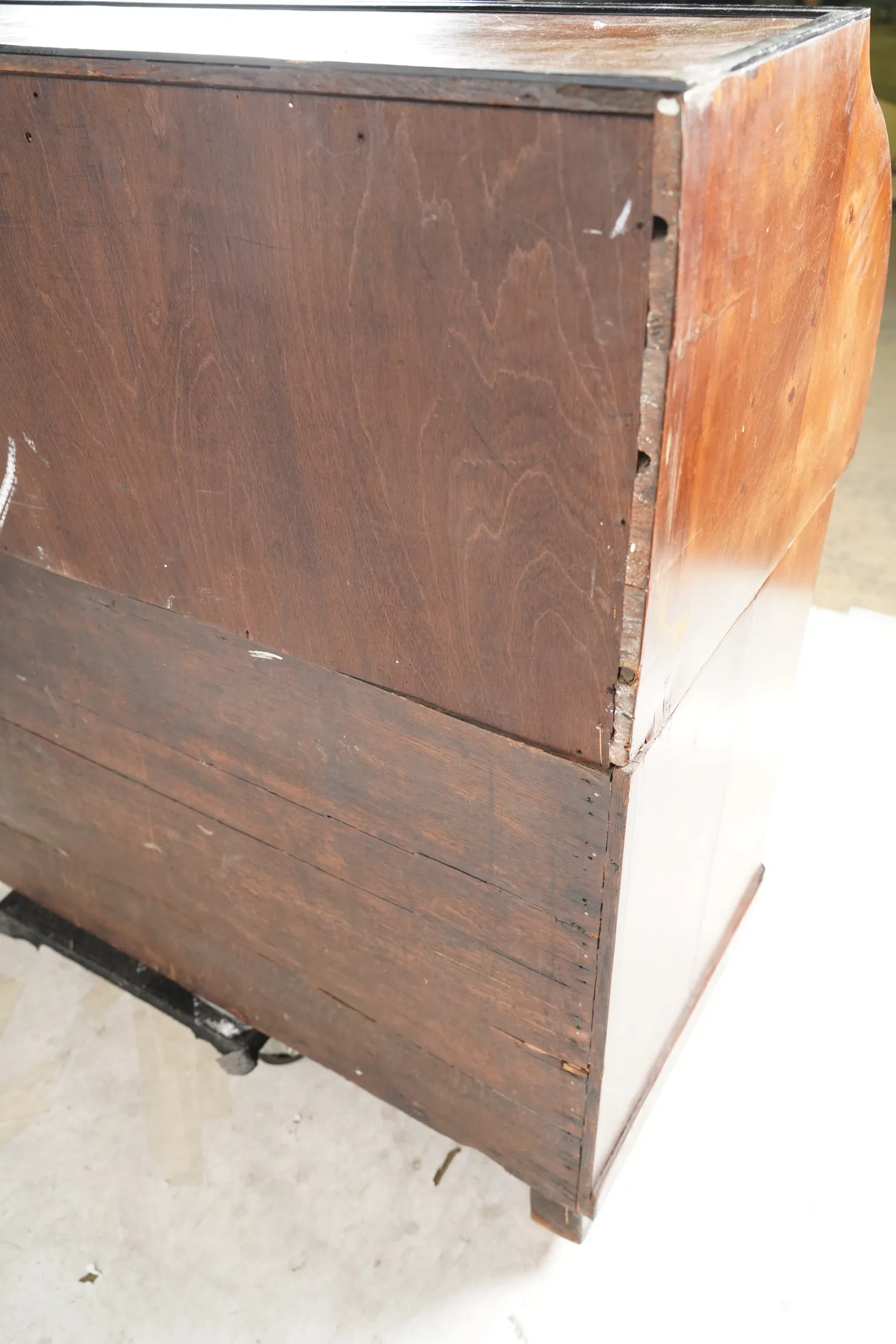 AF5-024: Antique Circa 1815 French Bourbon Restoration Flame Mahogany Cylinder Desk - Image 13