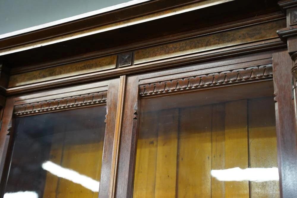 AF5-103: ANTIQUE C. 1880'S AMERICAN EASTLAKE WALNUT CYLINDER SECRETARY BOOKCASE - Image 3