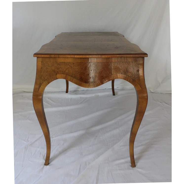 AF5-364 - Antique Late 19th C French Louis XV Style Highly Figured Veneer Bureau Plat Desk - Image 6