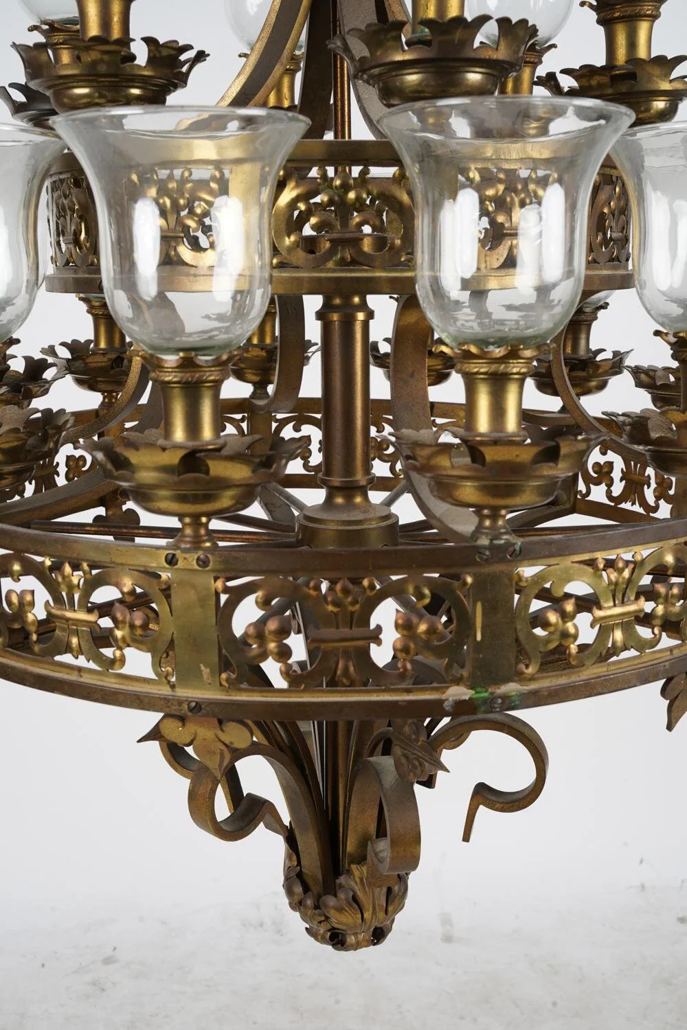 AL1-002: GOTHIC REVIVAL STYLE CHANDELIER - Image 3