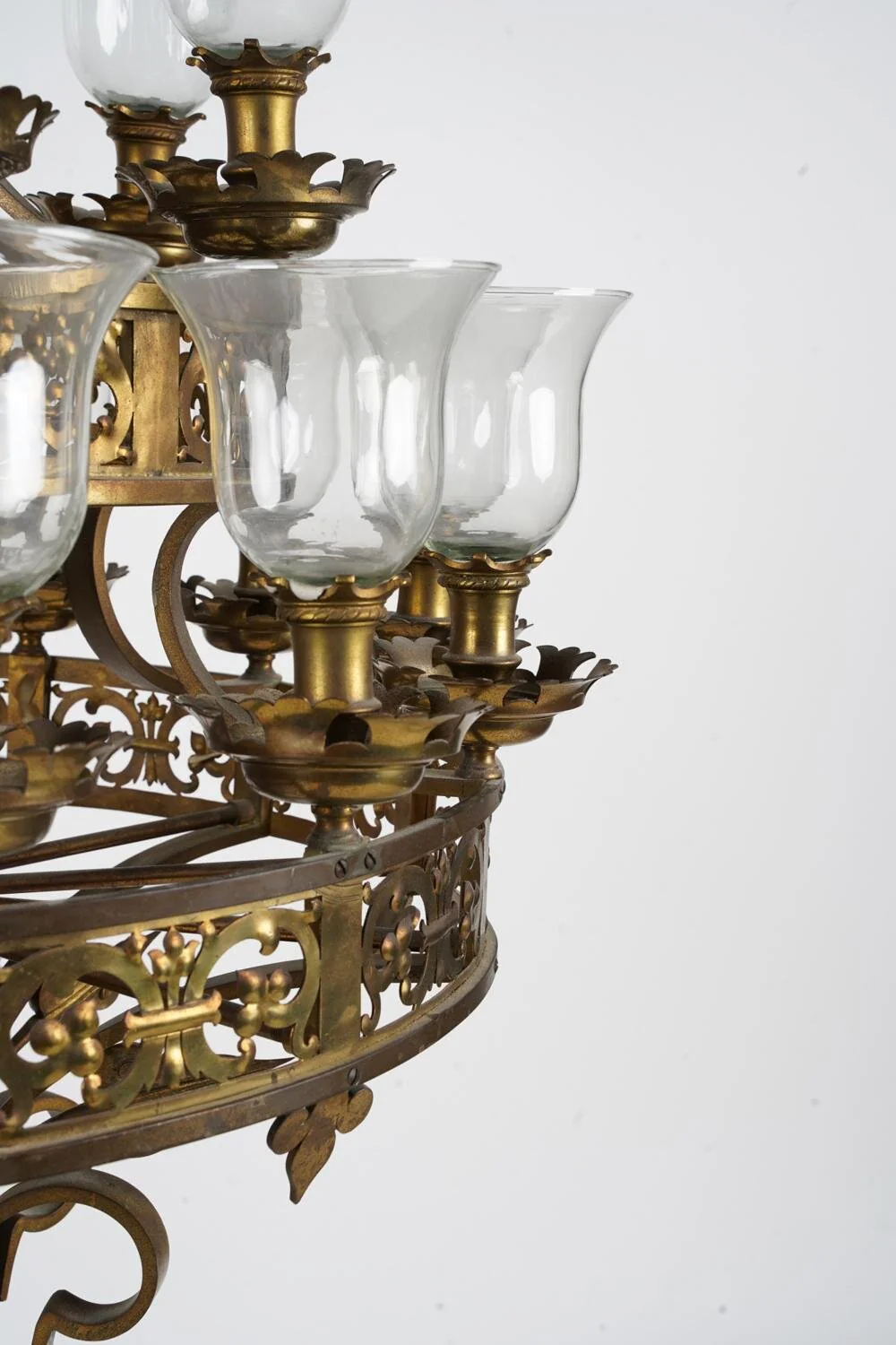 AL1-002: GOTHIC REVIVAL STYLE CHANDELIER - Image 7