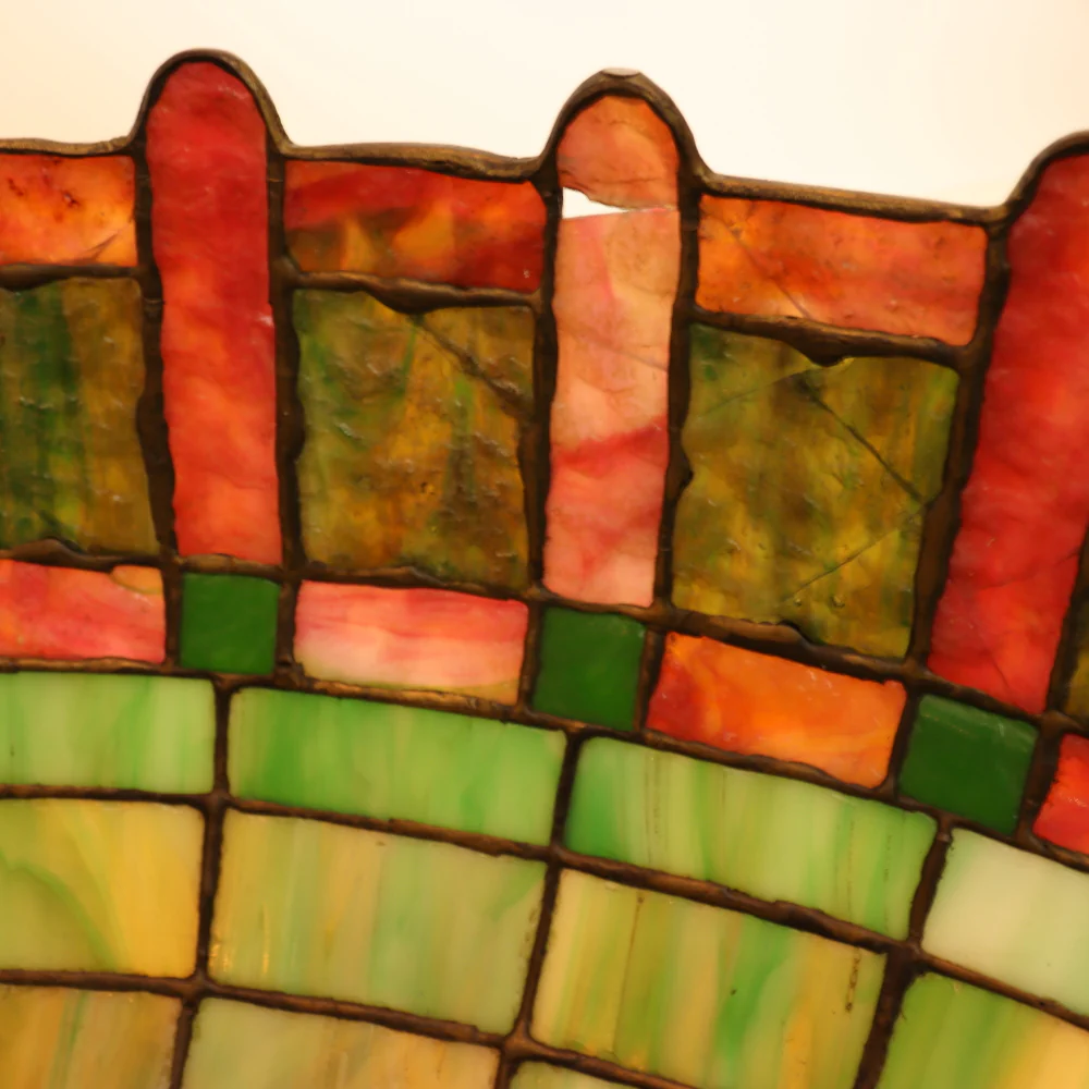 AL2-044:  Antique Early 20th Century Arts & Crafts Tiffany Style Bronze Lamp with Leaded and Stained Glass Shade - Image 13