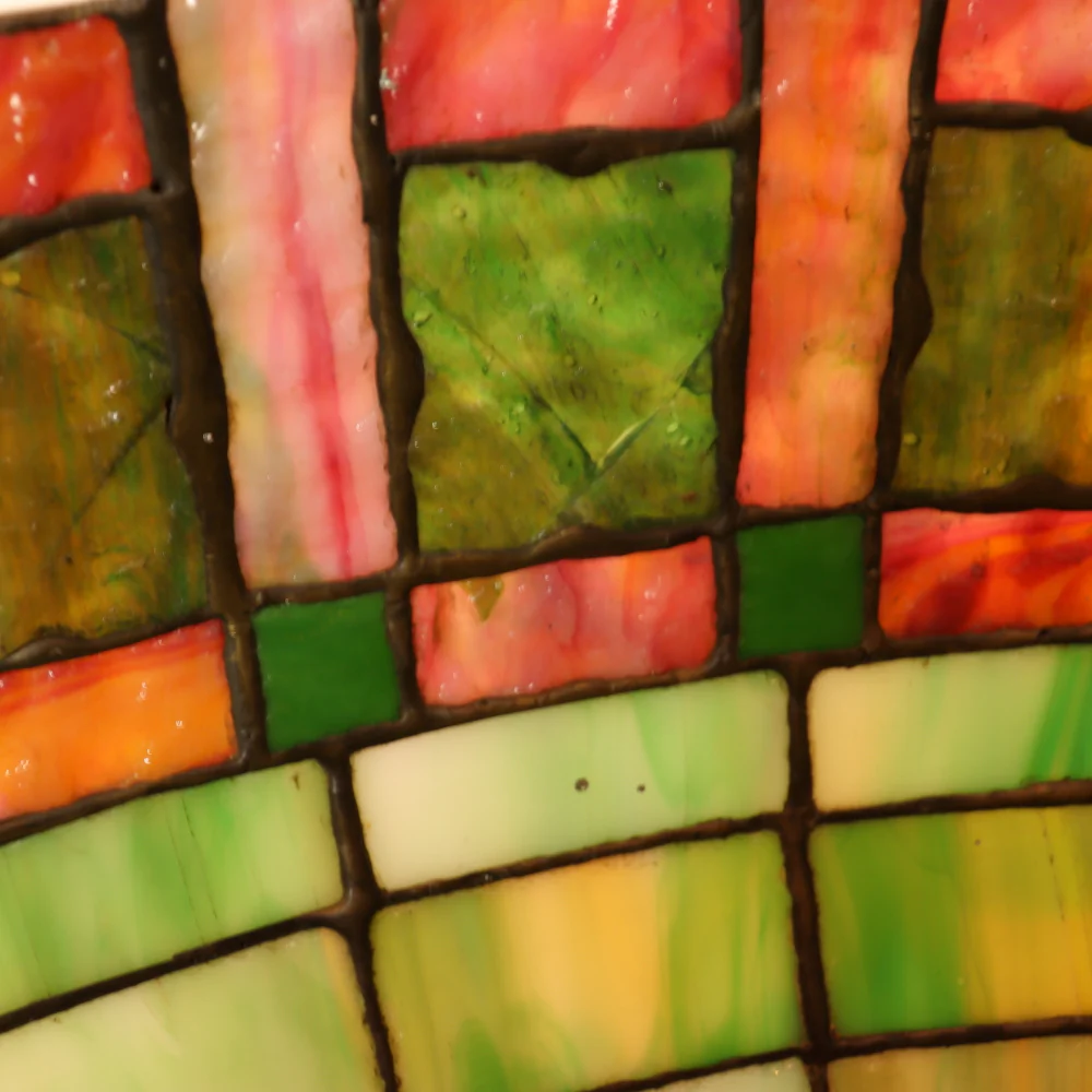 AL2-044:  Antique Early 20th Century Arts & Crafts Tiffany Style Bronze Lamp with Leaded and Stained Glass Shade - Image 15