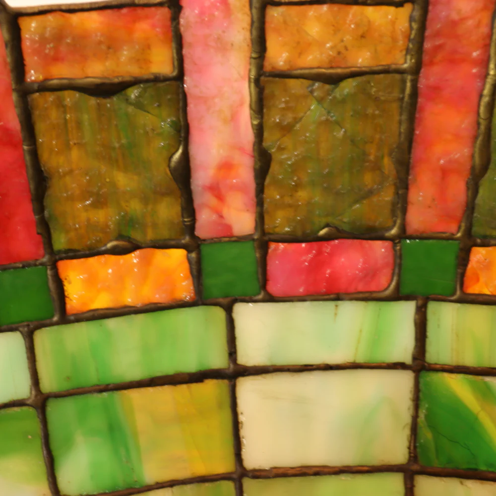 AL2-044:  Antique Early 20th Century Arts & Crafts Tiffany Style Bronze Lamp with Leaded and Stained Glass Shade - Image 18