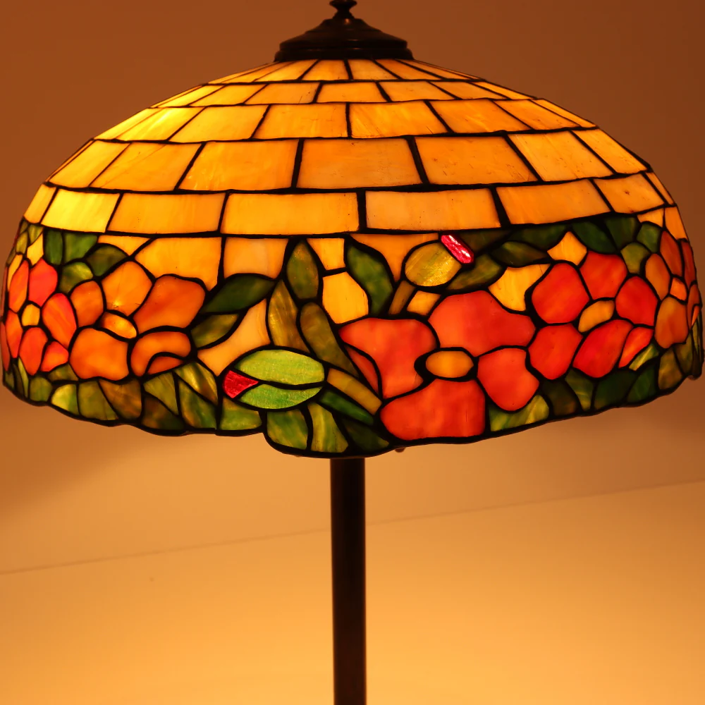 AL2-047: Antique Arts & Crafts Leaded Glass Peony Lamp Shade With Bronze Base - Image 5