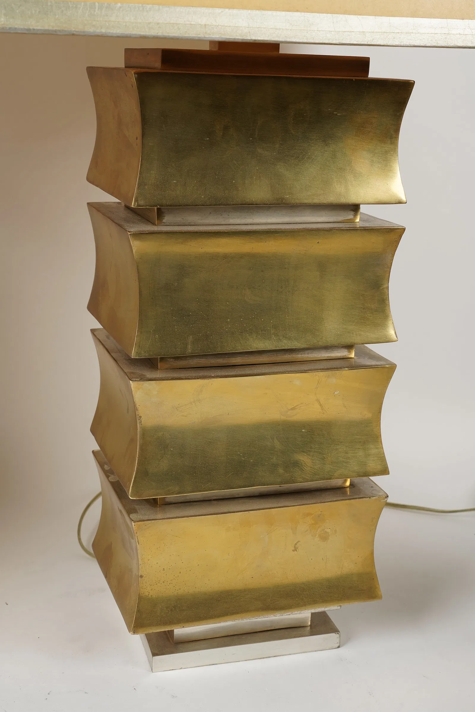 AL2-058: Robert Kuo Pair of Sculptural Brass Lamps With Parchment Shades - Image 4