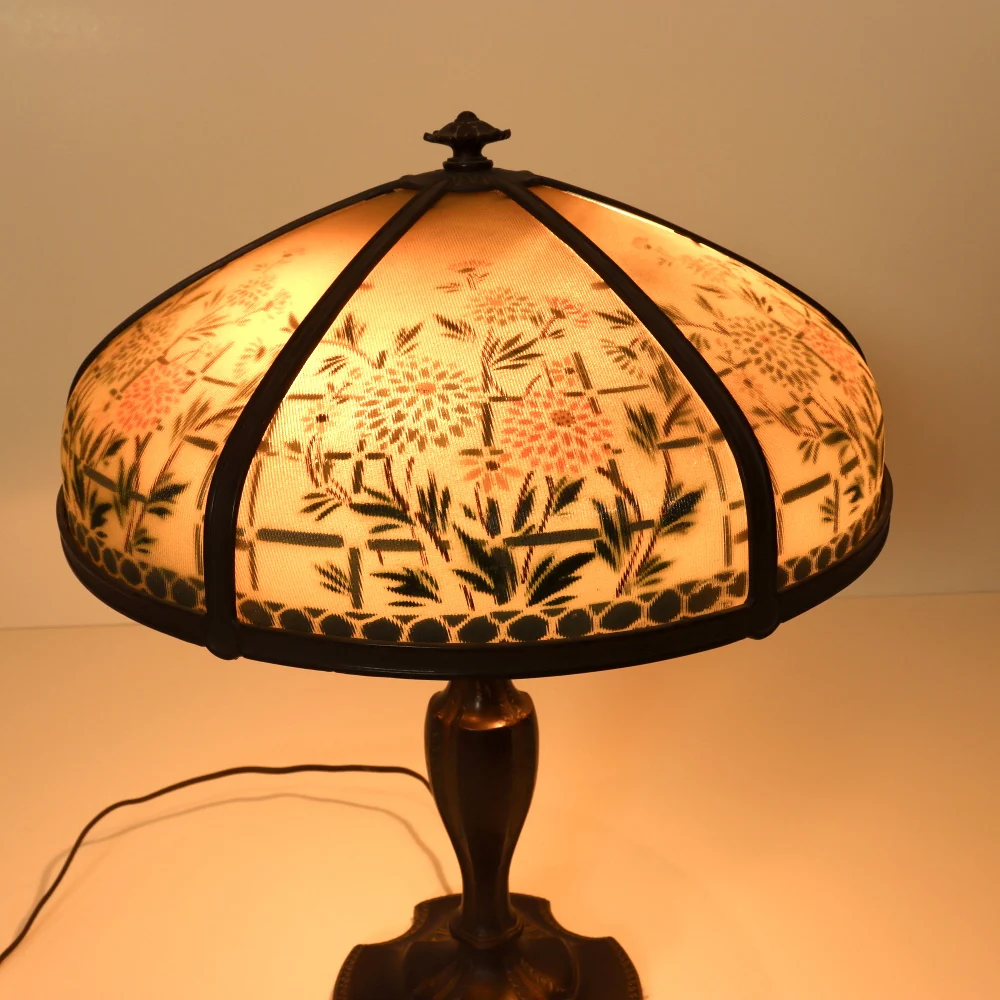 AL2-098: Antique Early 20th Century Art Nouveau Lamp with Reverse Painted Ribbed Glass Shade - Image 4