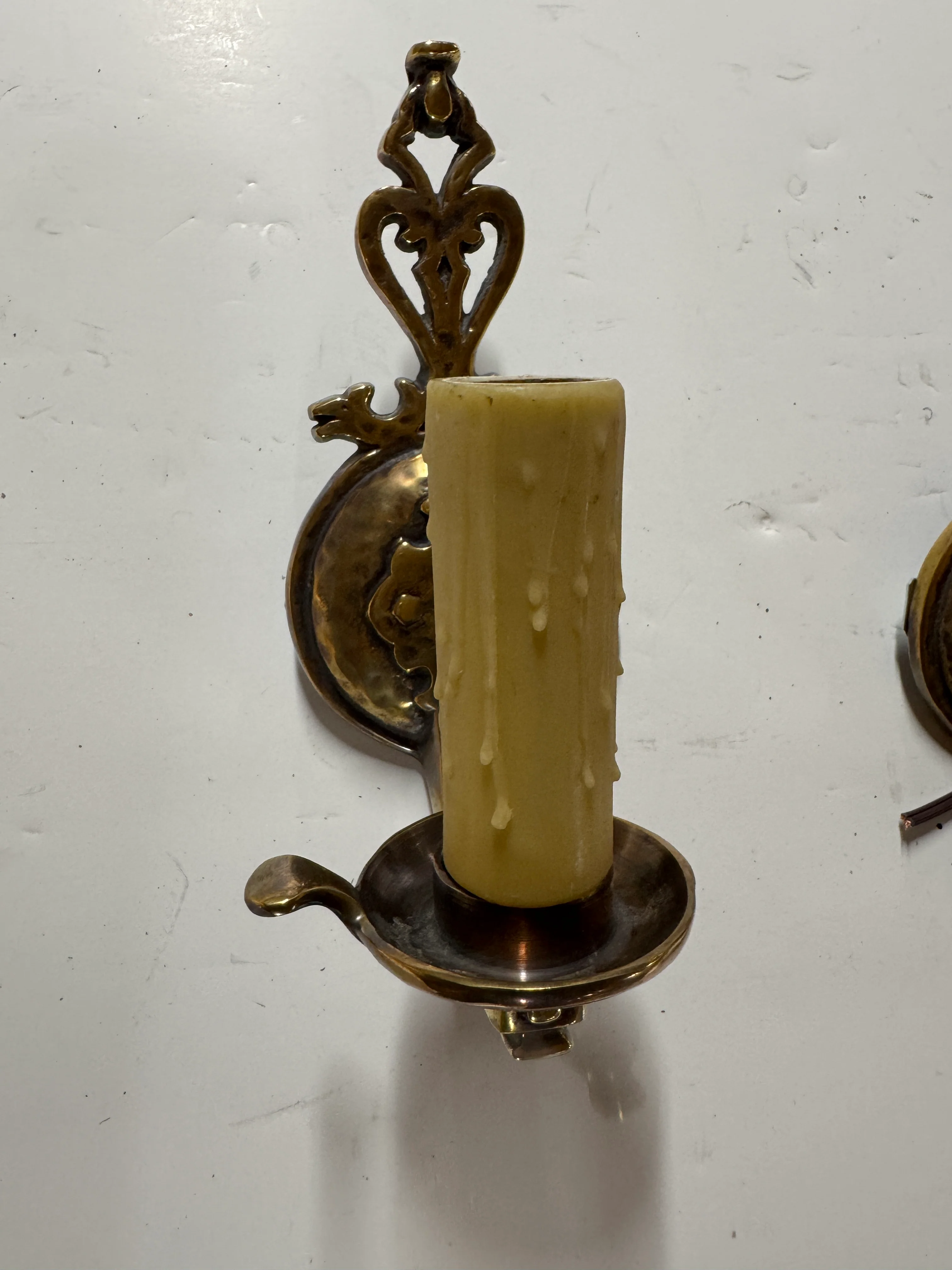 AL3-027: 20th Century Lighting Pair of Spanish Colonial Sconces Livorno Antique Brass Finish - Image 4